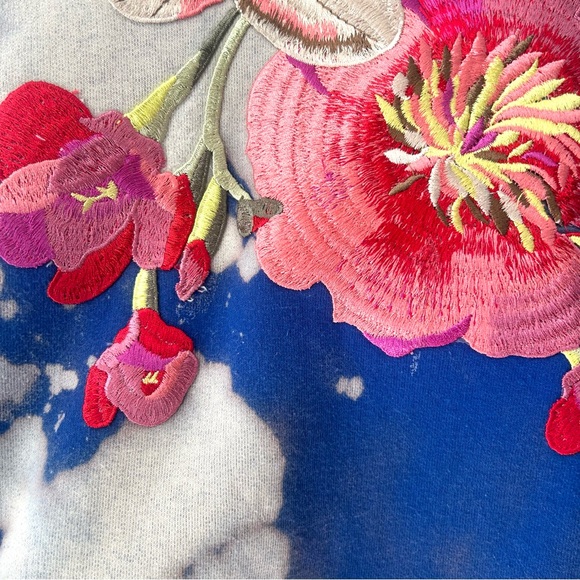 Champion DIY Upcycled Floral Appliqué Sweatshirt Handmade Wearable Art Size S - Picture 3 of 7